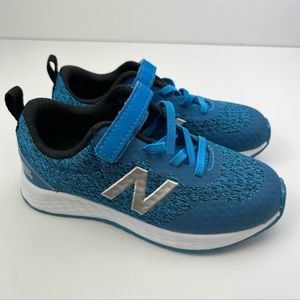 New Balance Kids Toddler Sneaker Fresh Foam Arishi V3 Hook Loop Sz 9.5